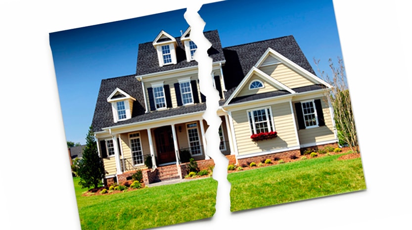 8 steps for filing a major home insurance claim.