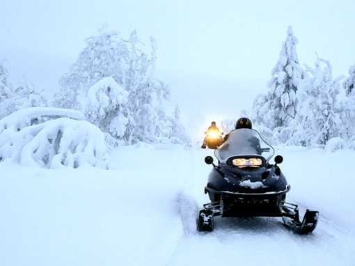 15 snowmobile safety tips.