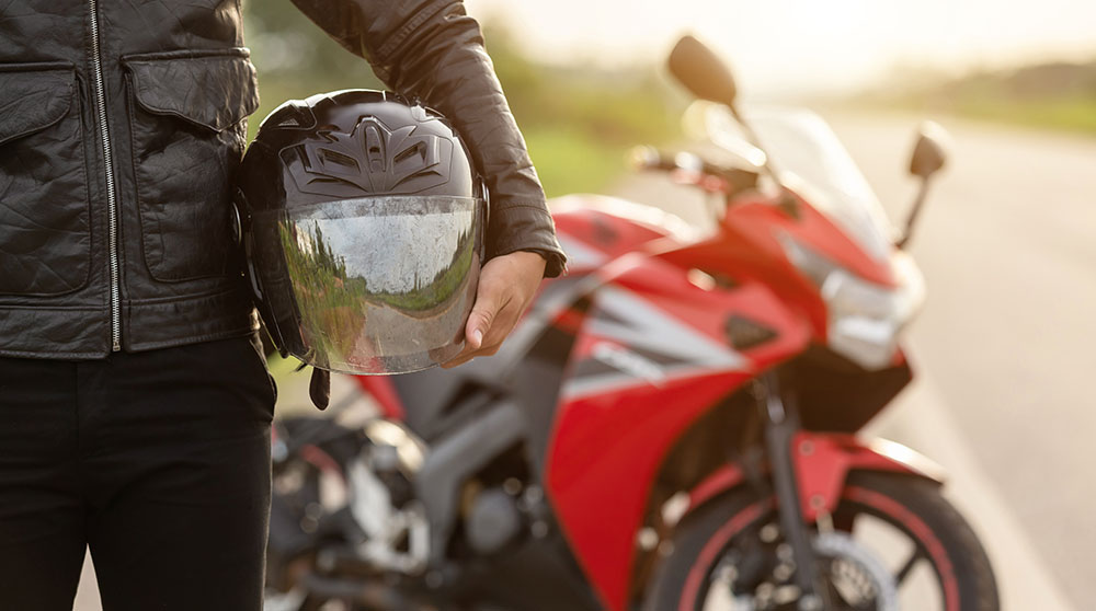 15 motorcycle safety tips.