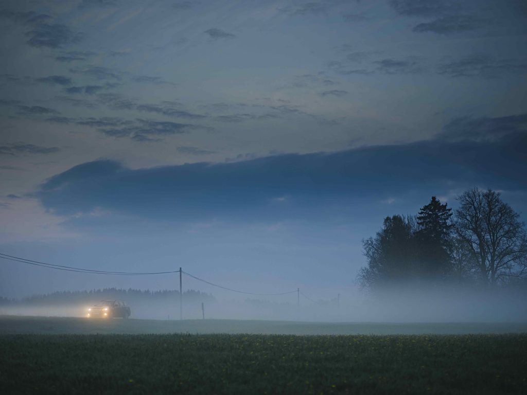 Driving in the fog? Follow 8 tips from our auto insurance experts.