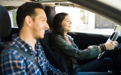 19 safety tips for teen drivers.