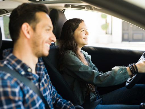 19 safety tips for teen drivers.