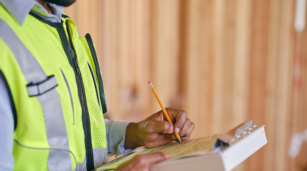 what insurance does a contractor need